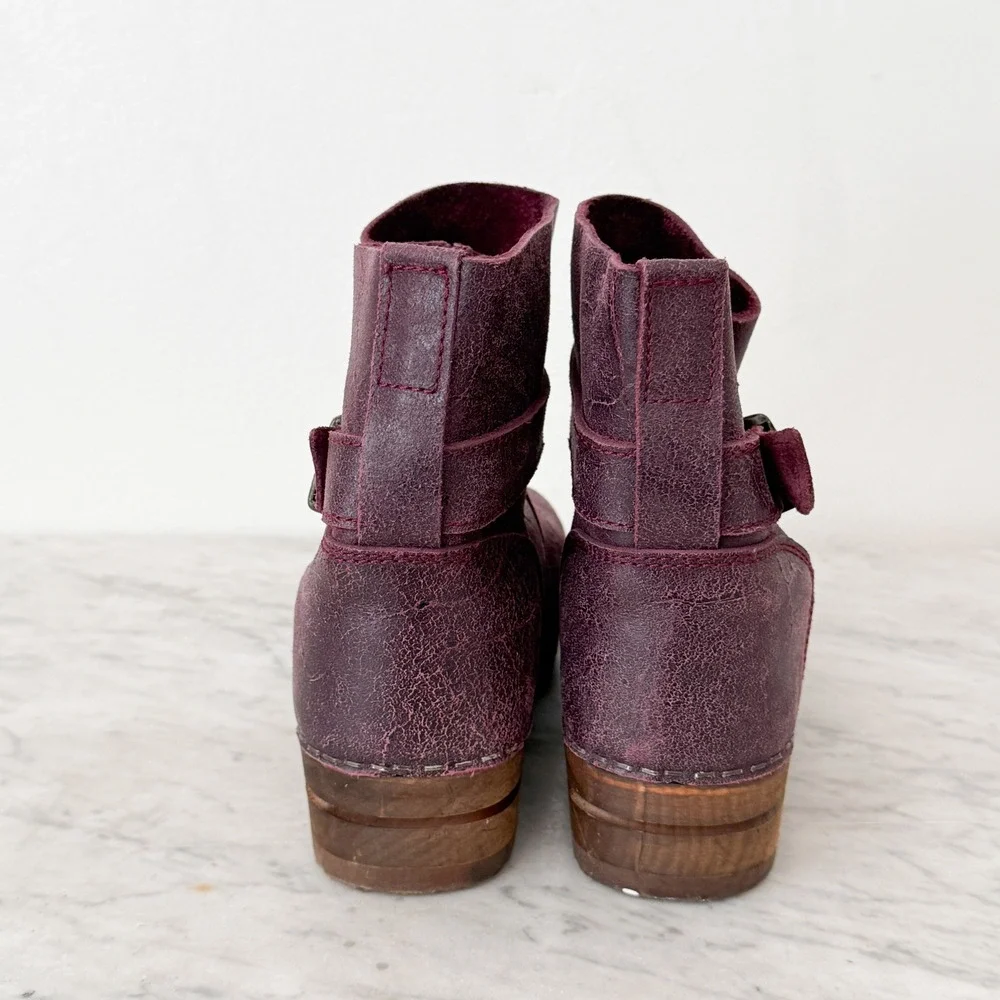 Boho Sanita Wood Clog Ankle Boots 35 Plum Distressed Leather Buckle Strap Bootie